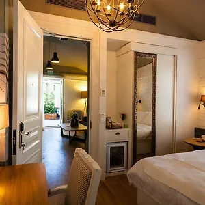 Hotel Pino, Provincia di Istanbul