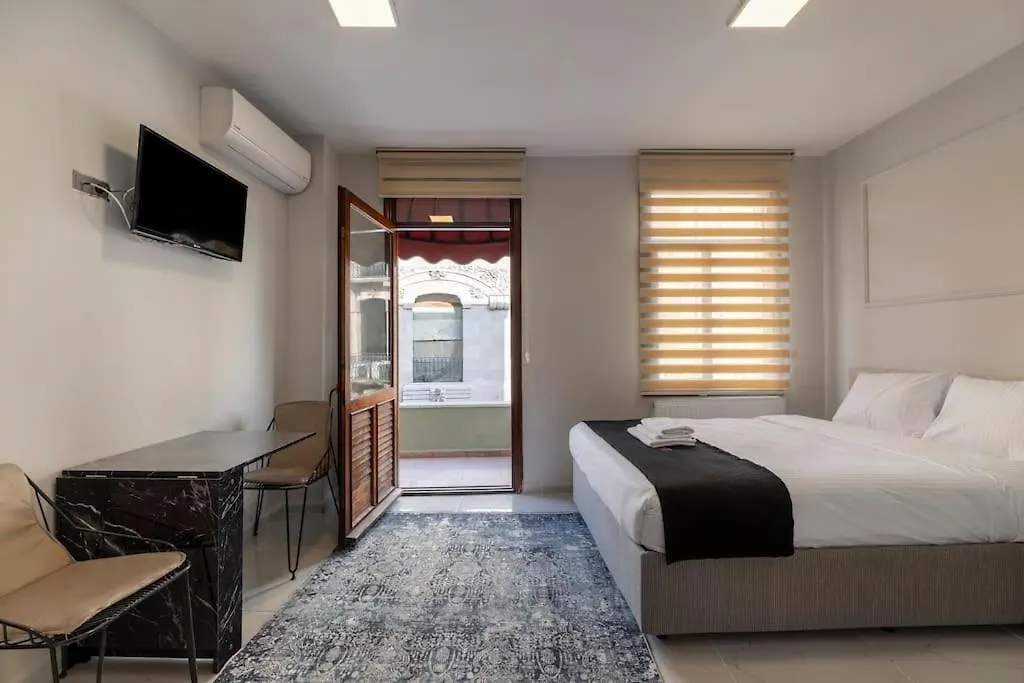 Cozy & Comfy Studio At Beyoglu - 40 Apartment Istanbul